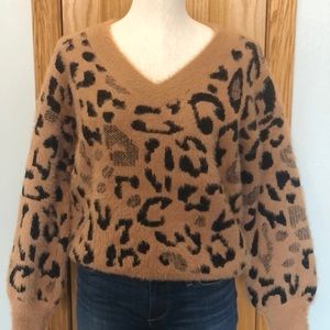 Boutique sweater👜😊